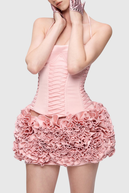 Well Tailored Garment with a Graceful Silhouette
