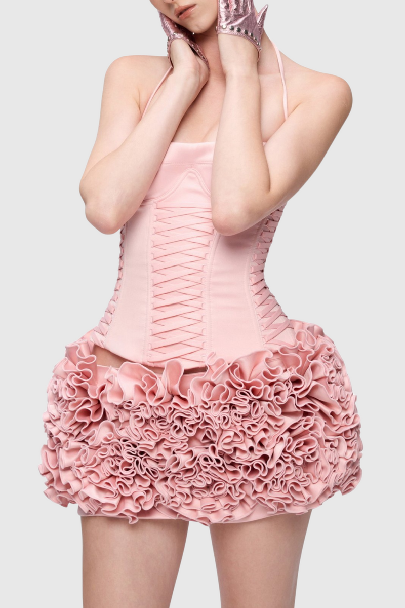 Well Tailored Garment with a Graceful Silhouette