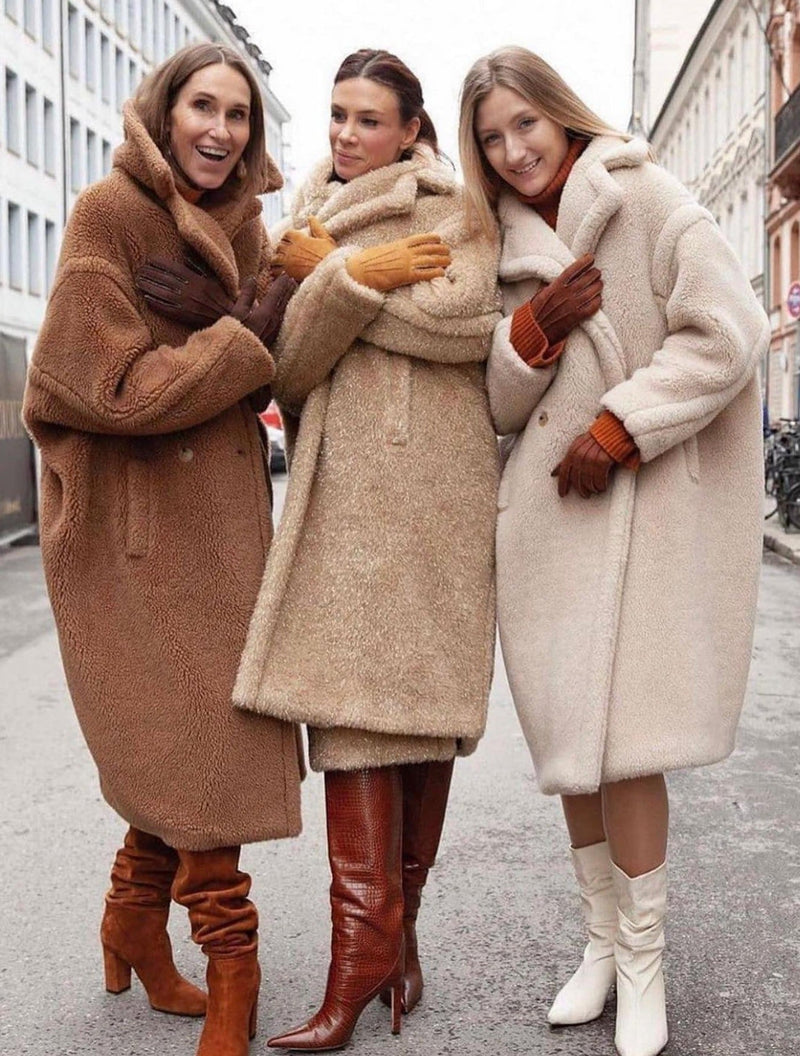 Elegantly Styled Coat for Everyday Wear