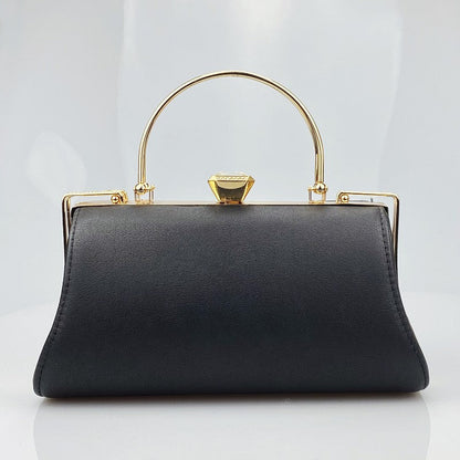Beautifully Finished Bag in a Timeless Design