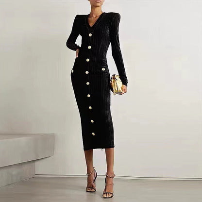 Sophisticated Dress with a Clean Classic Look