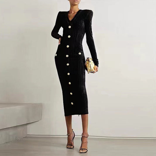 Sophisticated Dress with a Clean Classic Look