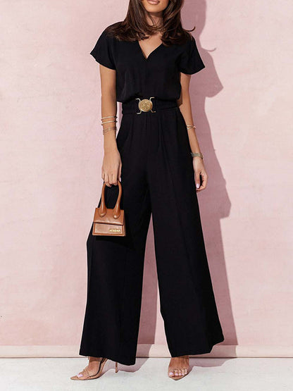 Sophisticated Garment with a Clean Classic Look