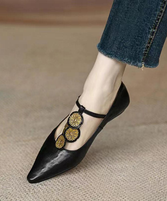 Polished Heels with an Effortless Classic Look