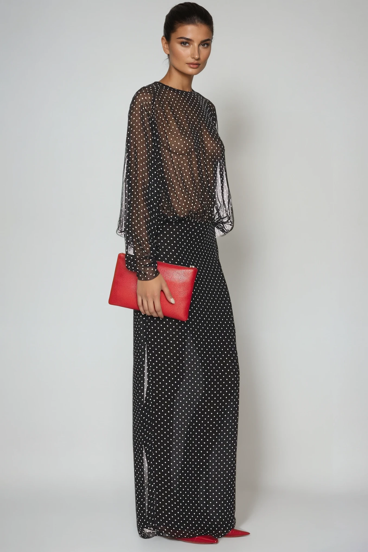 Gracefully Styled Dress for Any Occasion