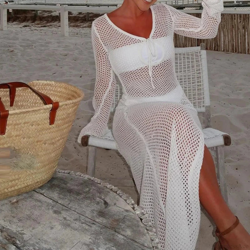 Well Tailored Bikini with a Graceful Silhouette