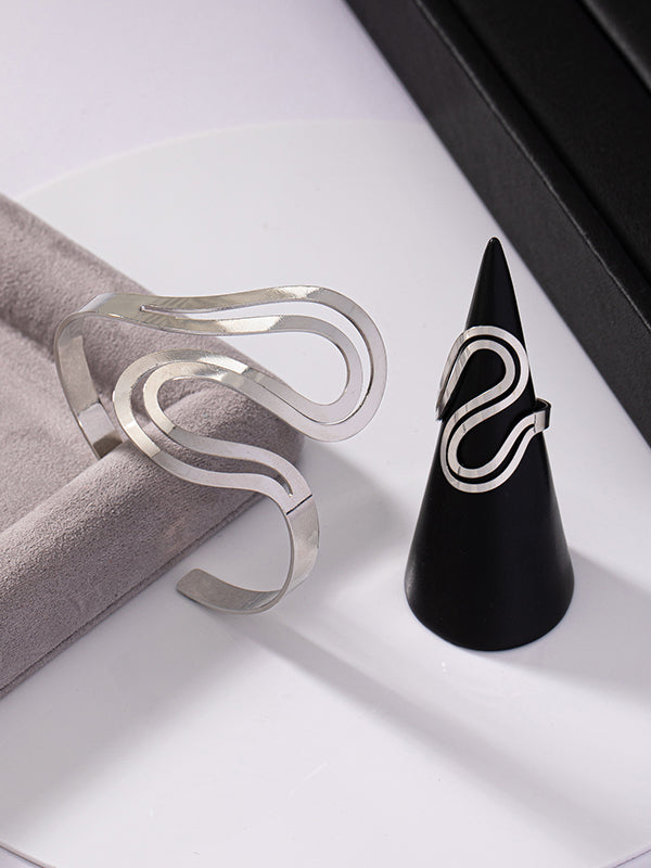 Beautifully Crafted Garment in a Classic Style