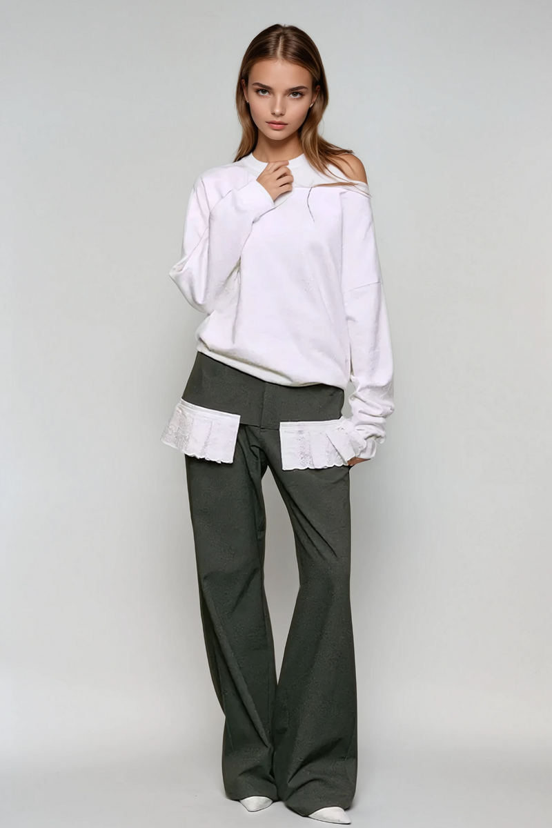 Effortlessly Elegant Pants with a Timeless Design