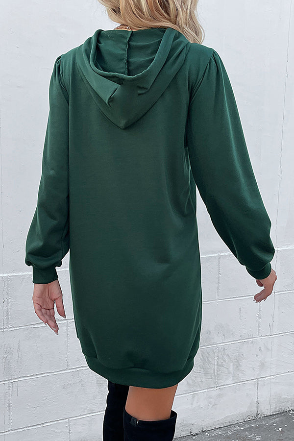 Effortlessly Elegant Sweater with a Timeless Design