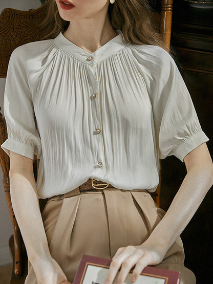 Beautifully Crafted Blouse in a Classic Style
