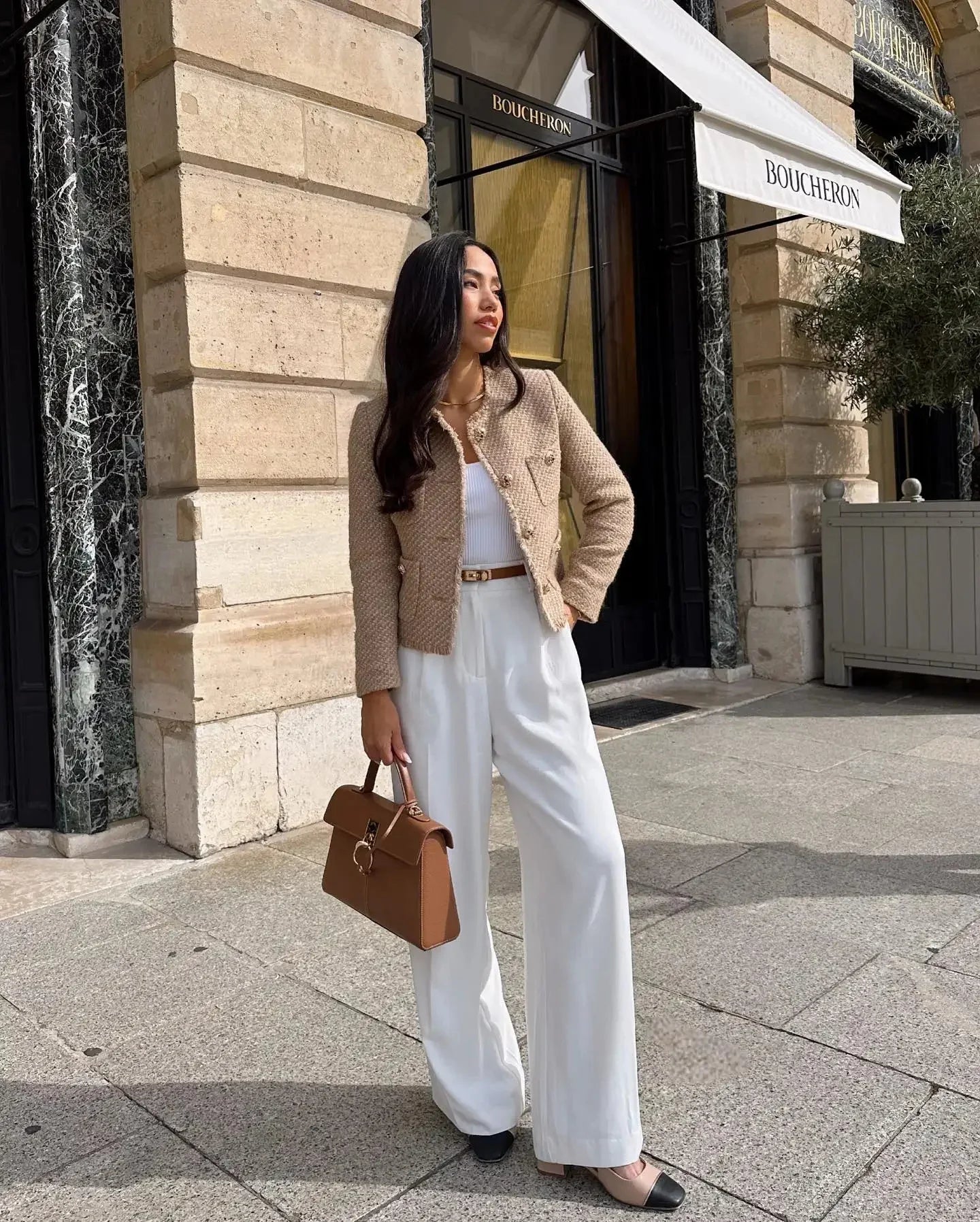 Well Tailored Jacket with a Graceful Silhouette