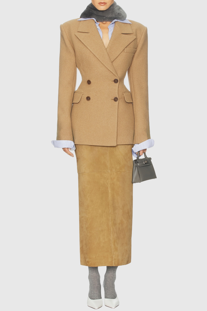 Sophisticated Garment with a Clean Classic Look
