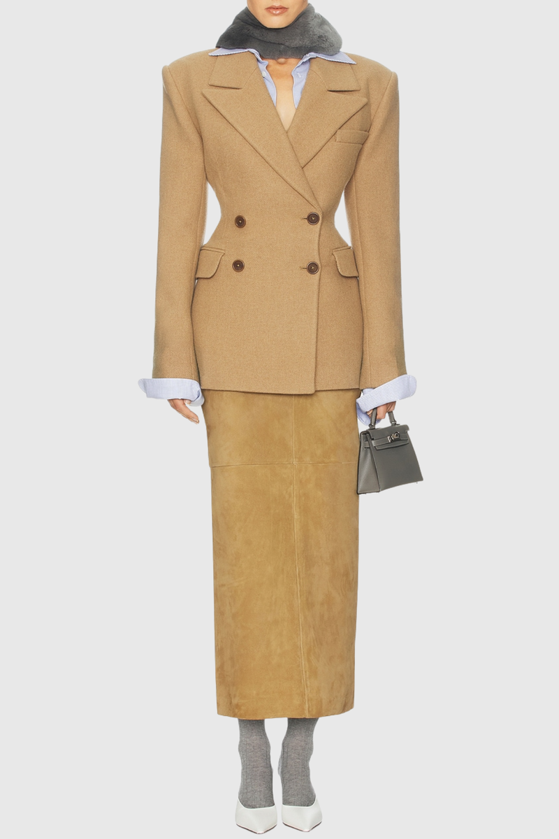 Sophisticated Garment with a Clean Classic Look