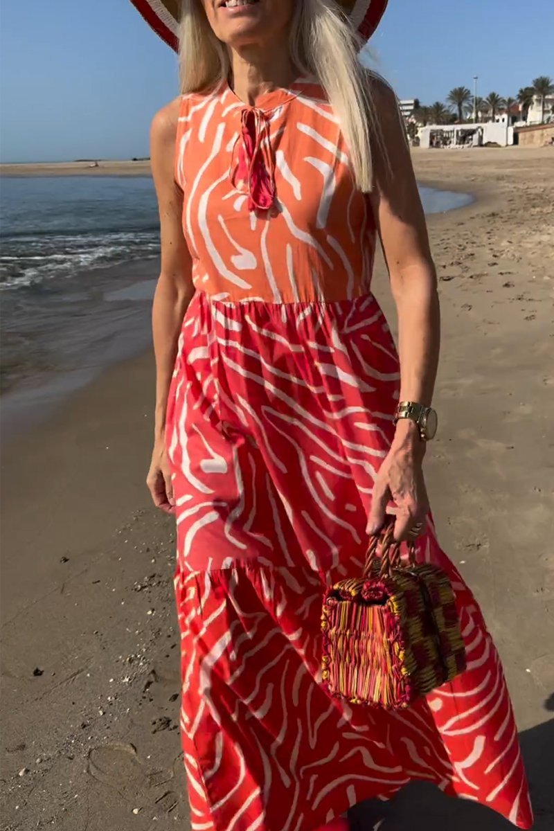 Sophisticated Dress with a Clean Classic Look