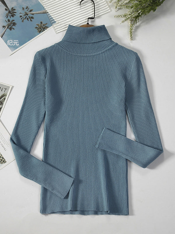 Beautifully Finished Sweater in a Timeless Design