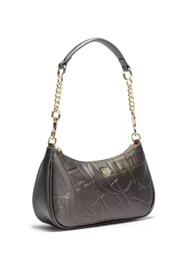 Gracefully Styled Bag for Any Occasion