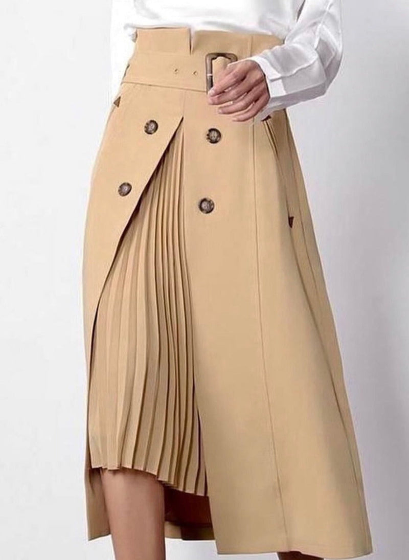 Gracefully Styled Garment for Any Occasion