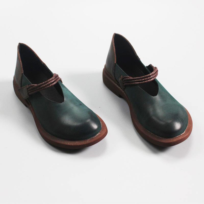 Elegantly Styled Shoes for Everyday Wear