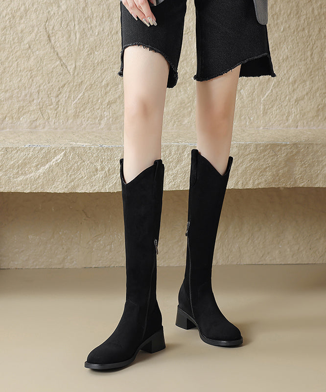 Polished Boots with an Effortless Classic Look