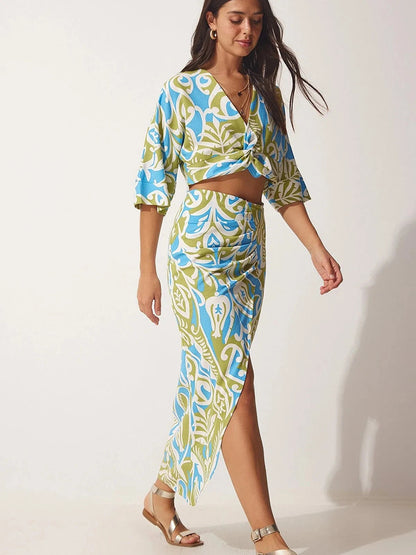 Classic Vintage & Enduringly Stylish Top
