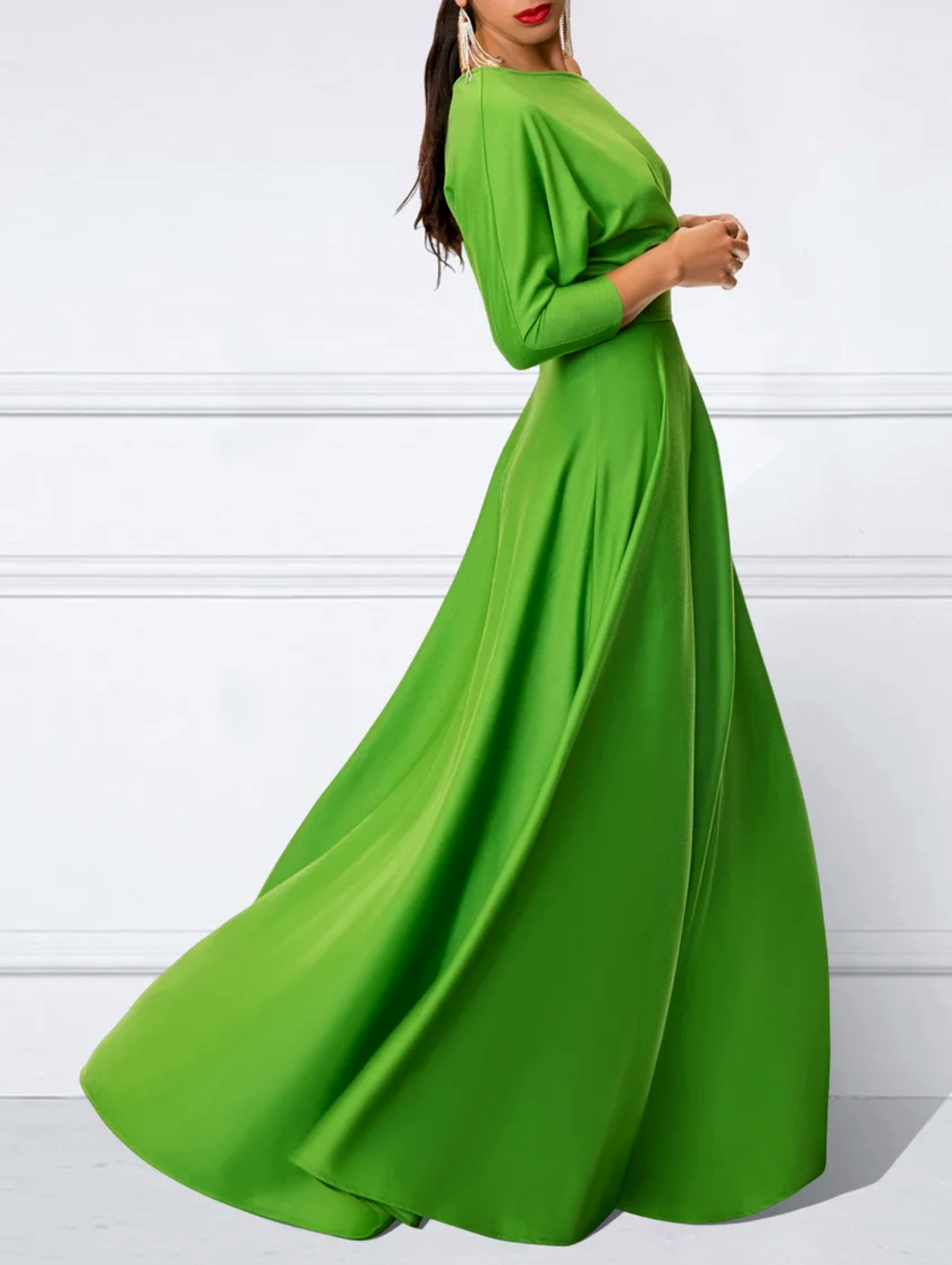 Classic Vintage Dress with a Flattering Fit