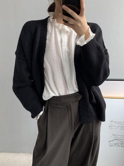 Classic Vintage Cardigan with a Flattering Fit