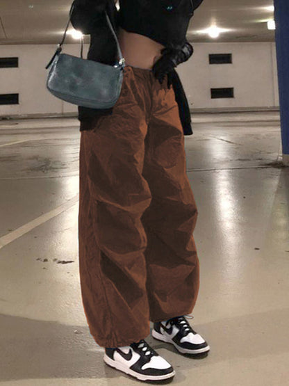 Classic Vintage Trousers with a Flattering Fit