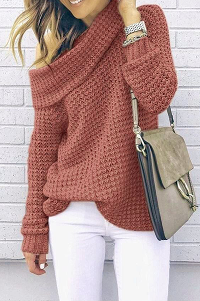 Well Tailored Sweater with a Graceful Silhouette