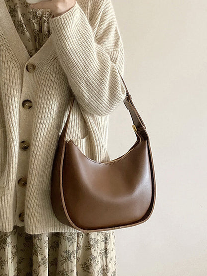 Sophisticated Bag with a Clean Classic Look