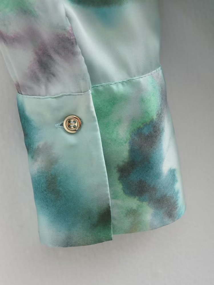 A Vintage Style Shirt with Delicate Timeless Details