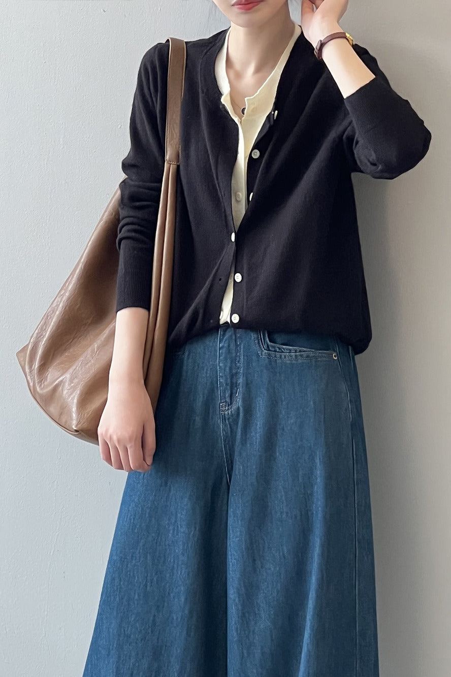 Classic Vintage & Enduringly Stylish Cardigan