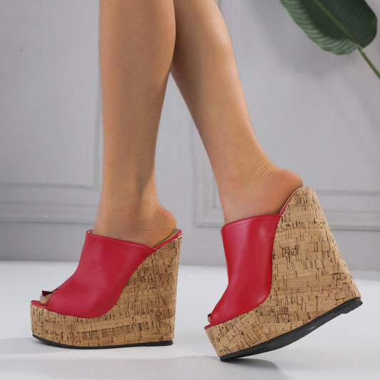 Classic Vintage Heels with a Flattering Fit