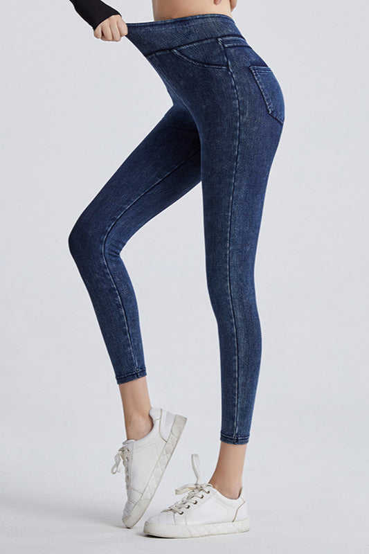 Sophisticated Garment with a Clean Classic Look