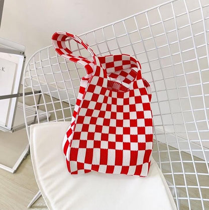 Polished Bag with an Effortless Classic Look