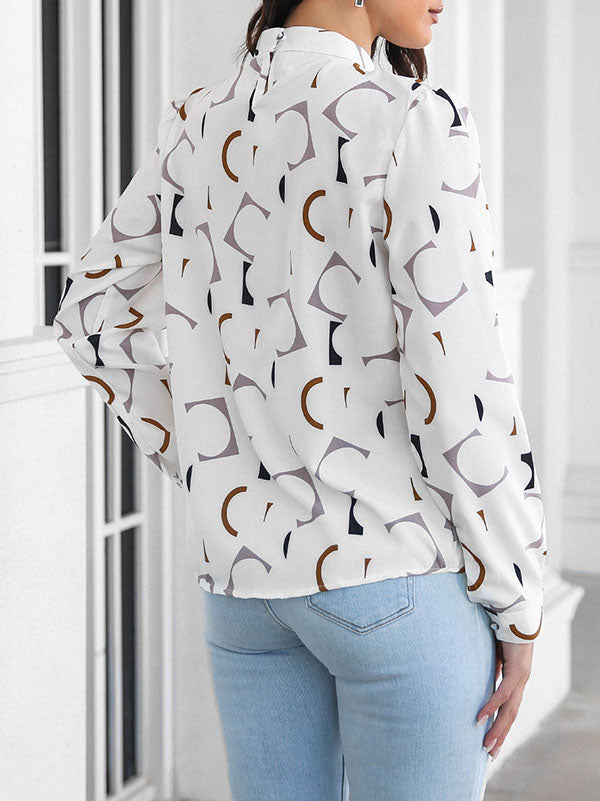 Effortlessly Elegant Blouse with a Timeless Design