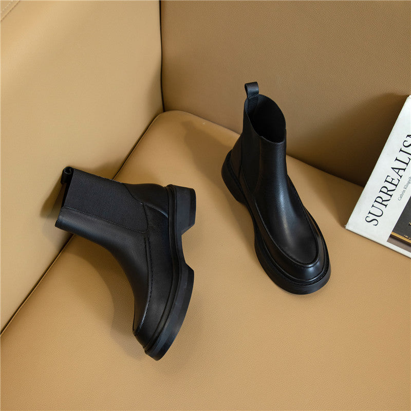 Elegantly Styled Boots for Everyday Wear