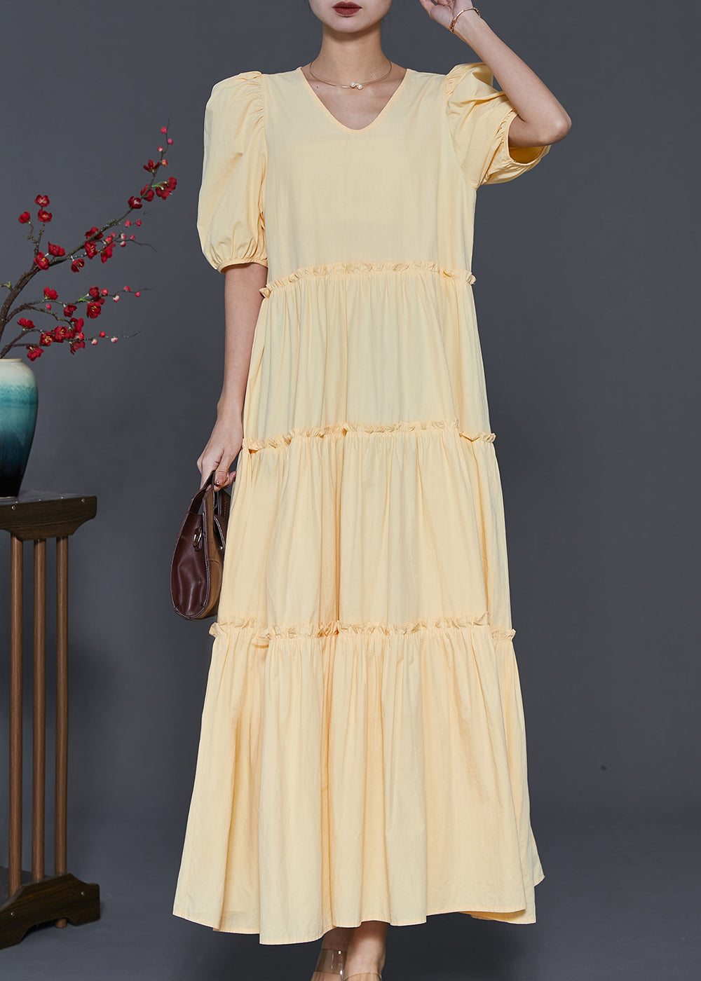 Beautifully Finished Dress in a Timeless Design