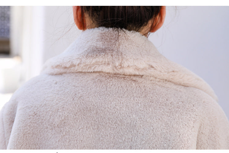 Gracefully Styled Coat for Any Occasion