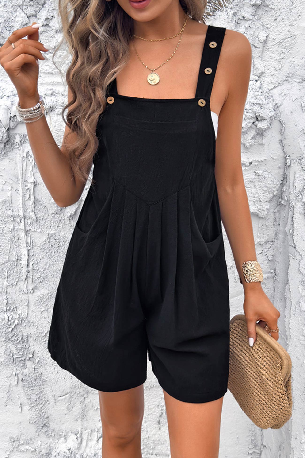 Well Tailored Garment with a Graceful Silhouette