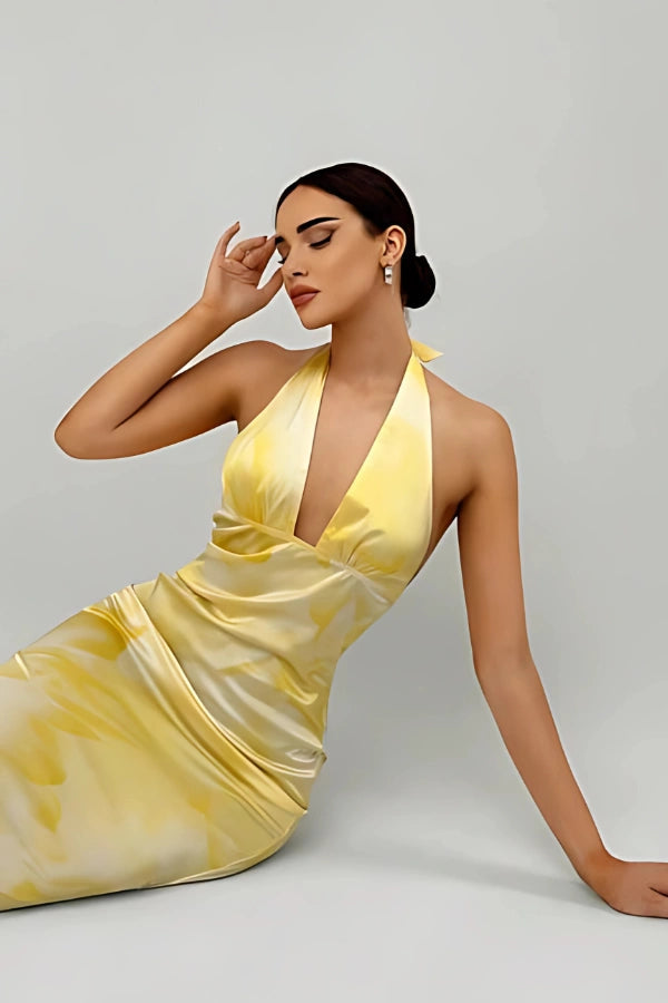 Classic Vintage Garment with a Flattering Fit
