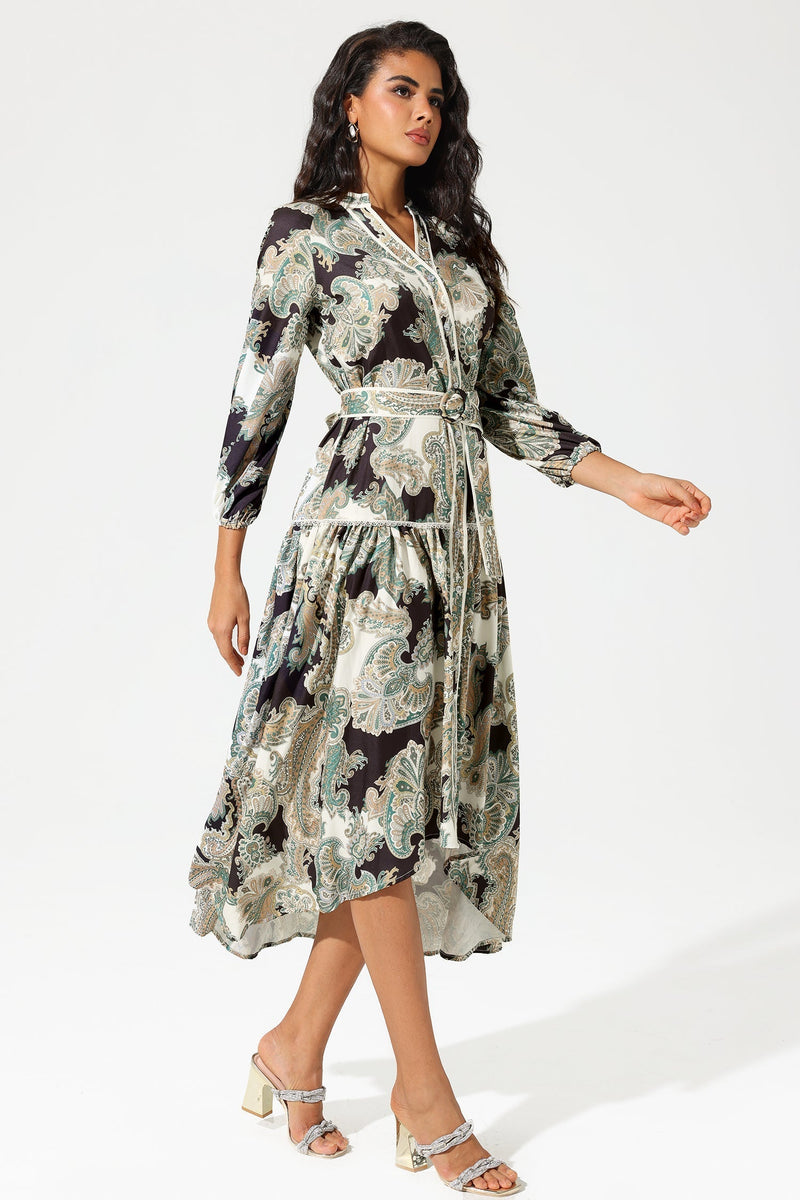 Effortlessly Elegant Dress with a Timeless Design