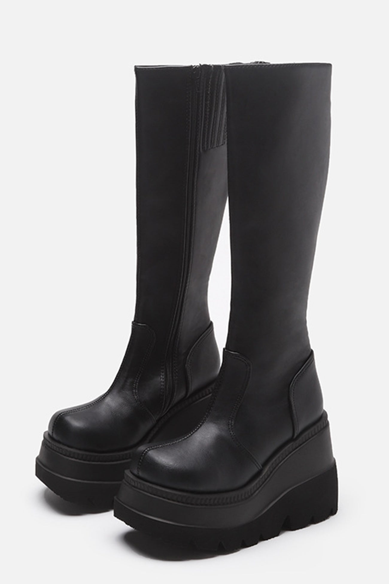 Classic Vintage Boots with a Flattering Fit