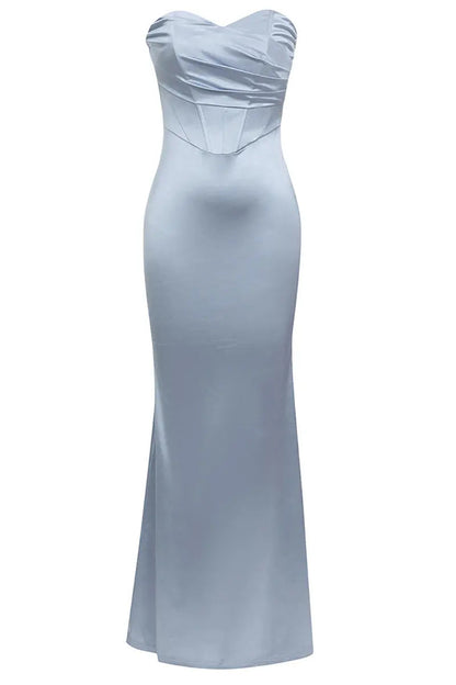 Classic Vintage Garment with a Flattering Fit