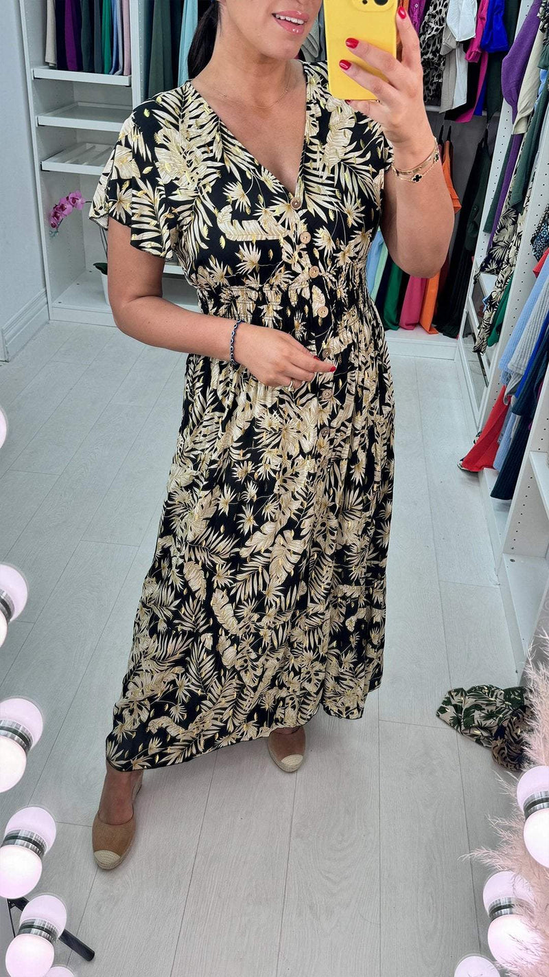Beautifully Crafted Dress in a Classic Style