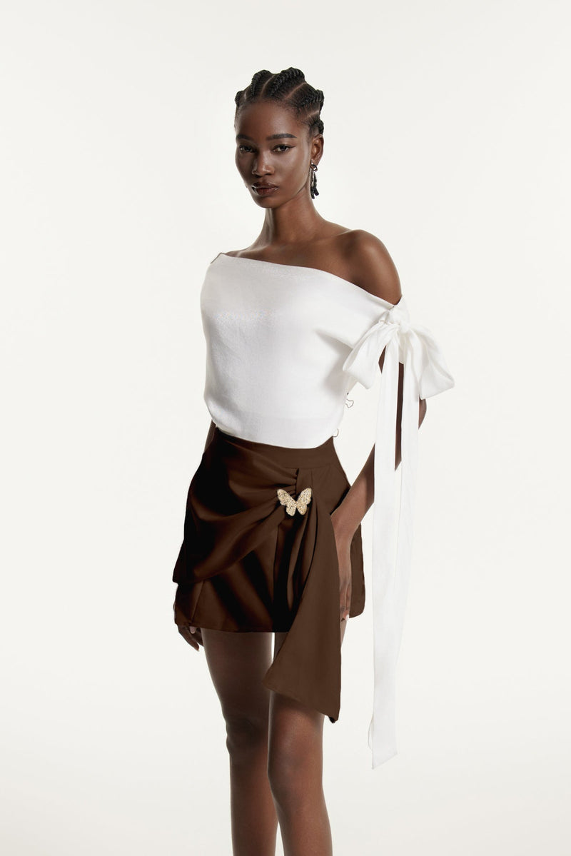 Beautifully Finished Garment in a Timeless Design