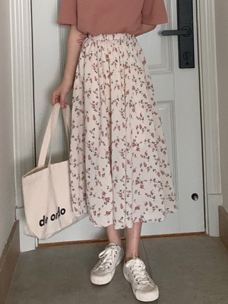 Gracefully Styled Garment for Any Occasion