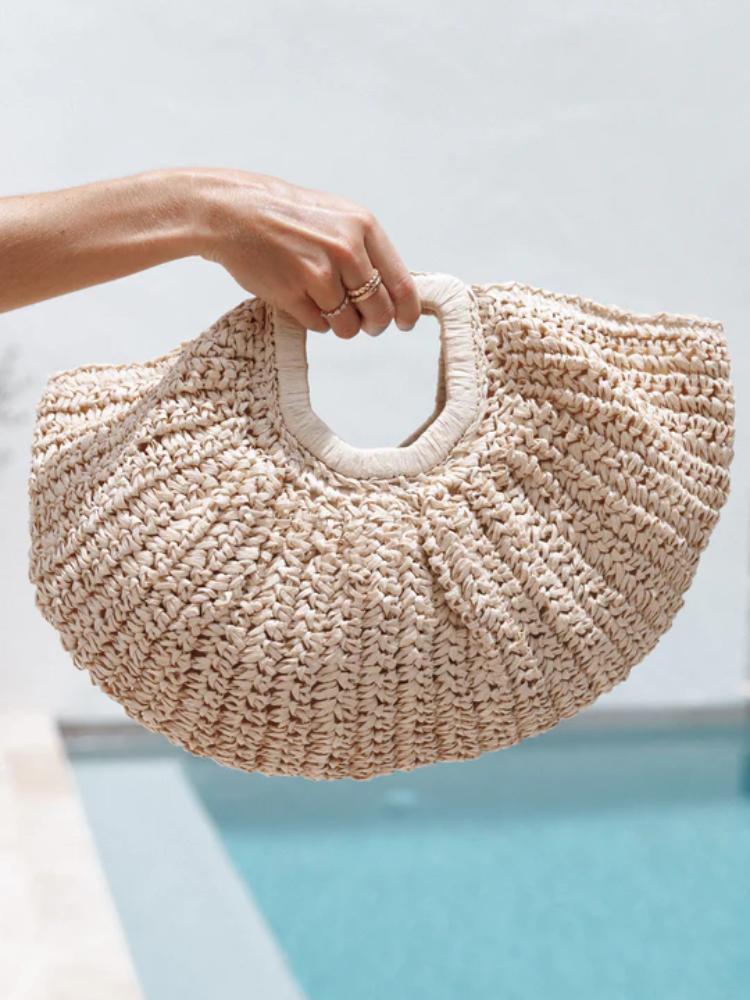 Sophisticated Bag with a Clean Classic Look