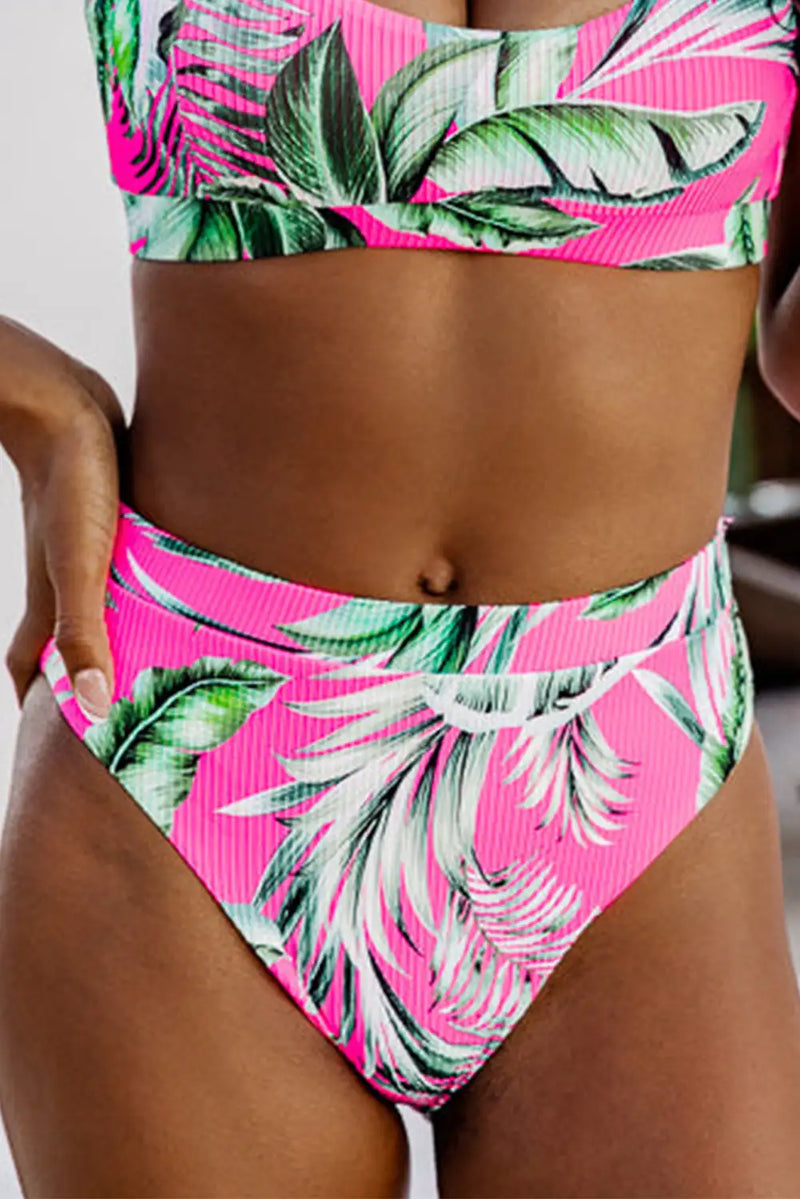 Beautifully Finished Bikini in a Timeless Design