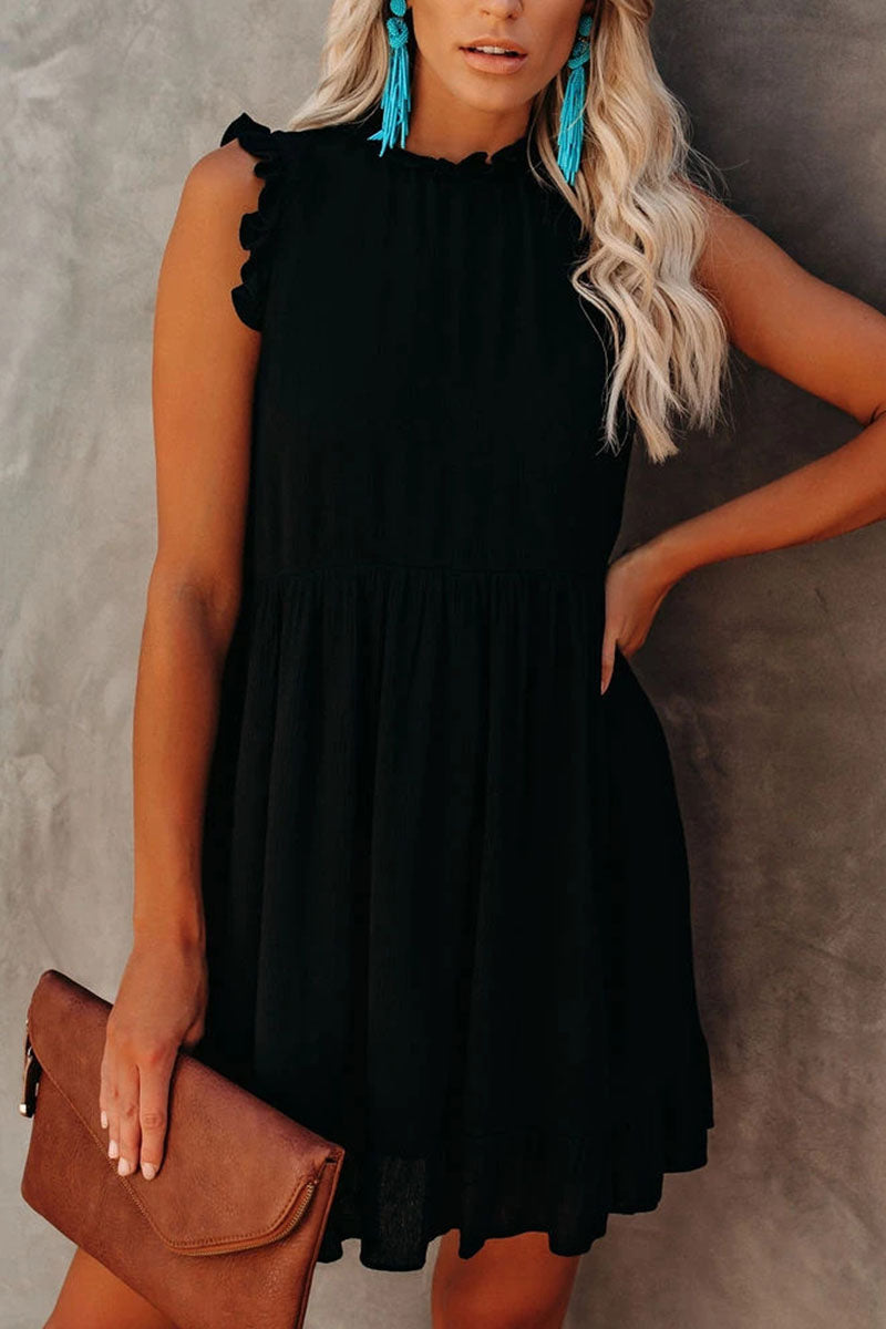 Effortlessly Elegant Dress with a Timeless Design