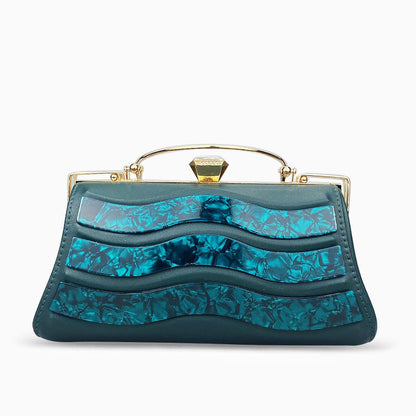 Beautifully Finished Bag in a Timeless Design